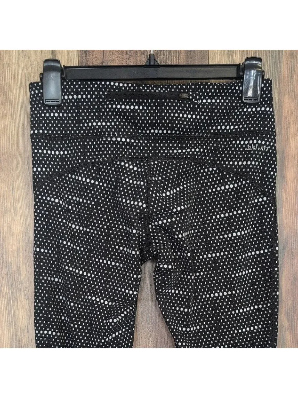 Nike Patterned Crop Yoga Leggings S                  M205